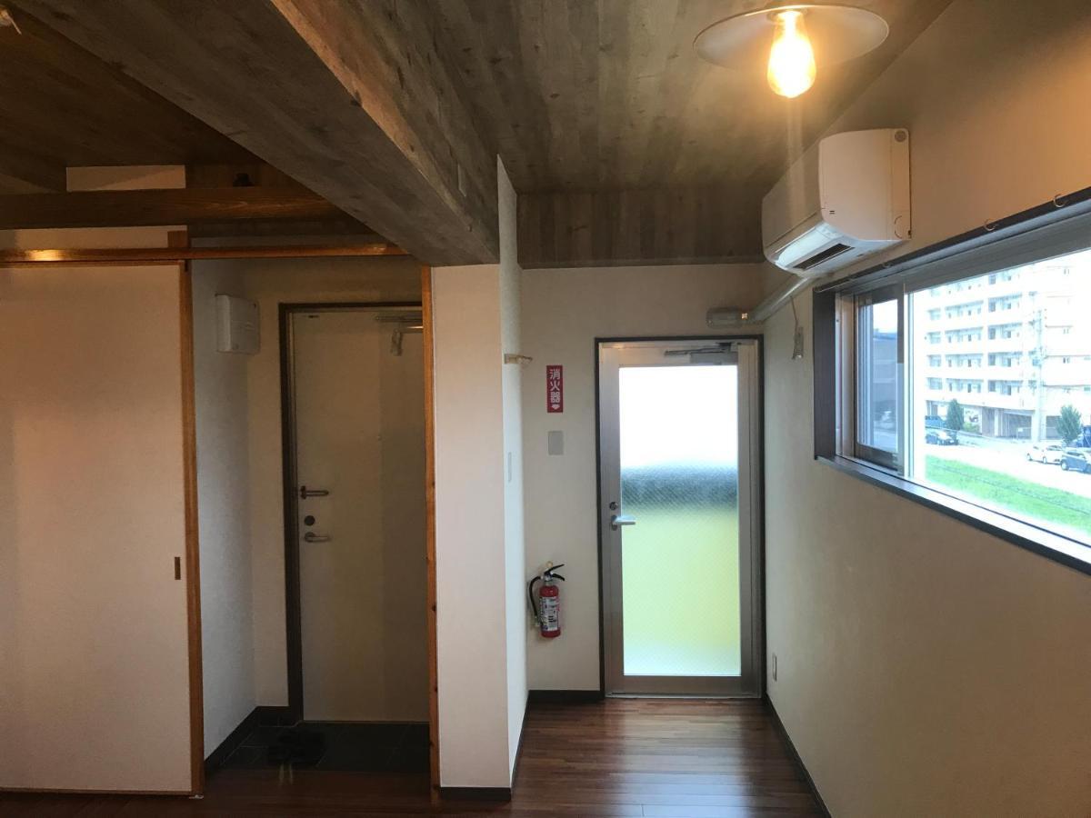 Urban Condominium Wafutei Naha Pokoj fotografie